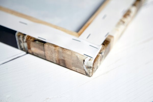 Галерейная натяжка холста