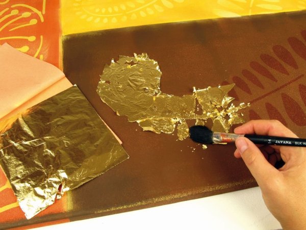 Картины с поталью