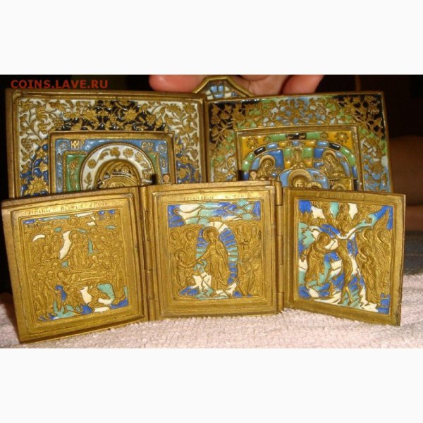 Иконы старинные деревянные