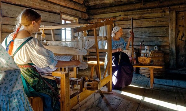 Прядение и Ткачество