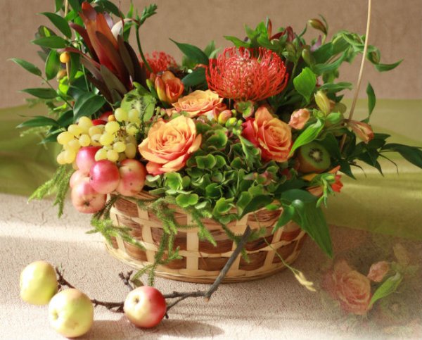 Икебана с розами