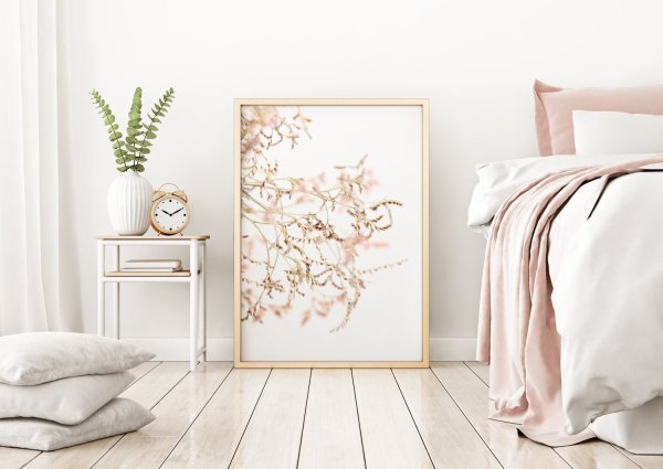 Горизонтальная рамка на стене