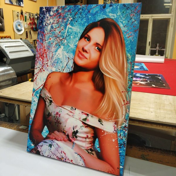 Печать портрета на холсте