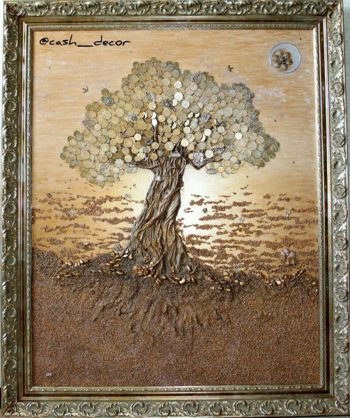 Панно дерево из монет
