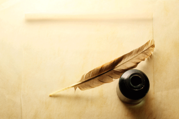 Старая бумага перо чернильница