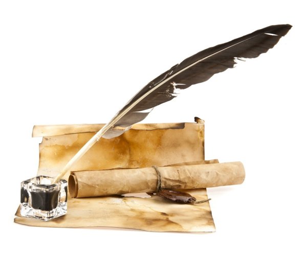 Перо и чернильница без фона