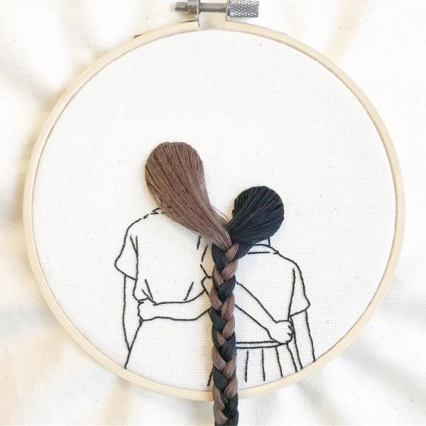 Вышивка на пяльцах