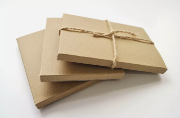 Упаковка холста в крафт бумагу