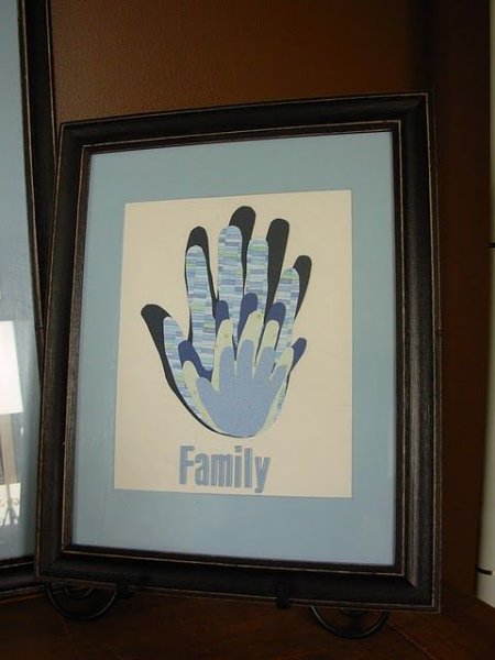 Отпечатки рук семьи