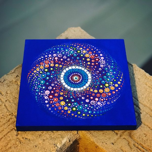 Мандала акрилом