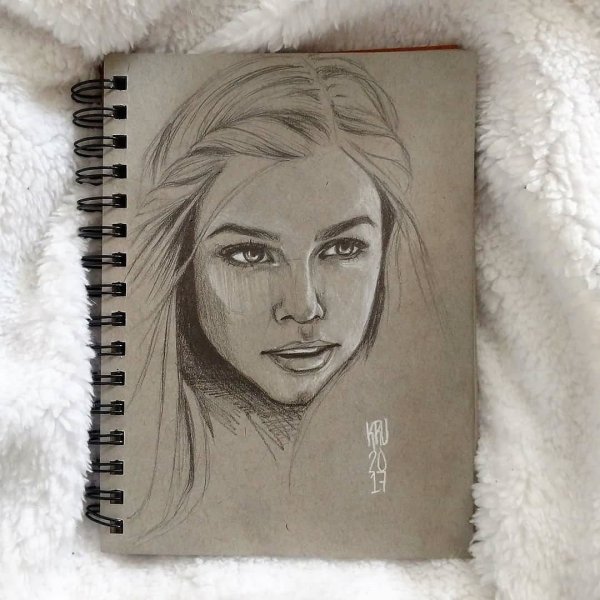 Портрет на крафтовой бумаге