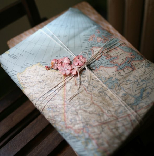 Картина в упаковочной бумаге