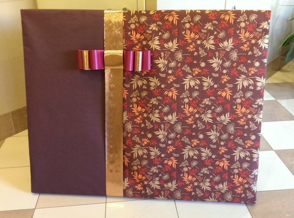 Упаковать картину в подарок