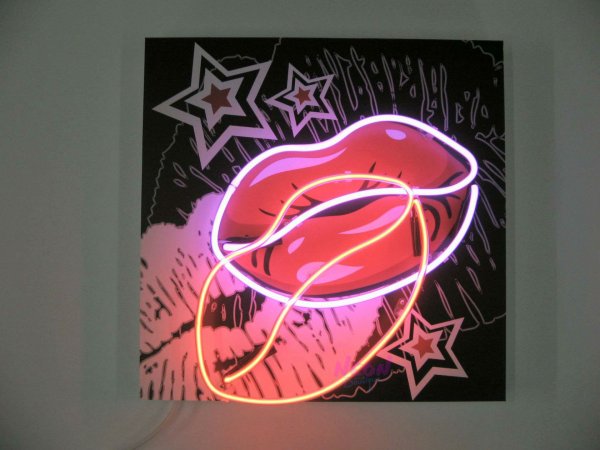 Холст с неоновой подсветкой