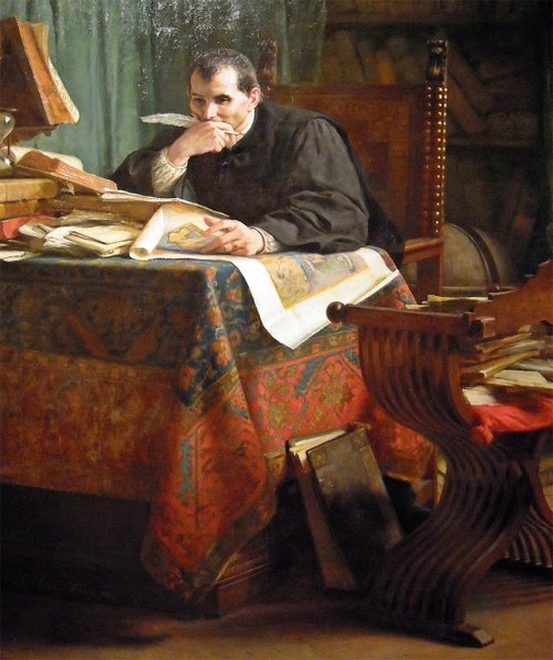 Писатель за столом