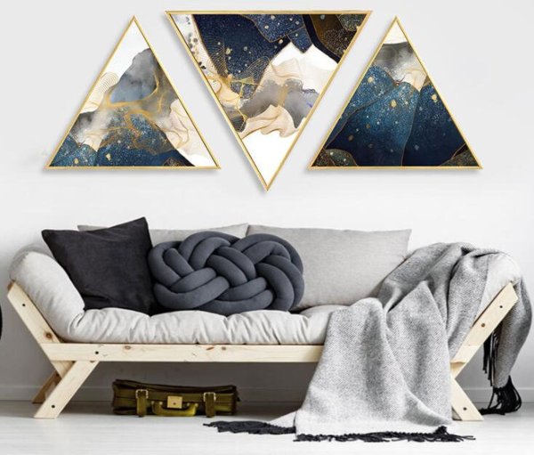 Картины на треугольном холсте