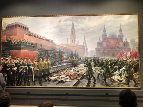 Хмелько Триумф победившей Родины