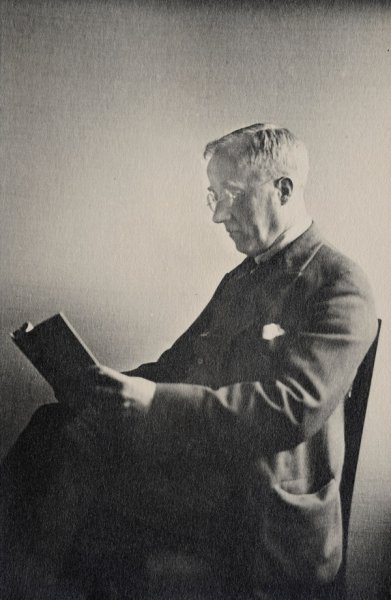 Холст Густав Теодор