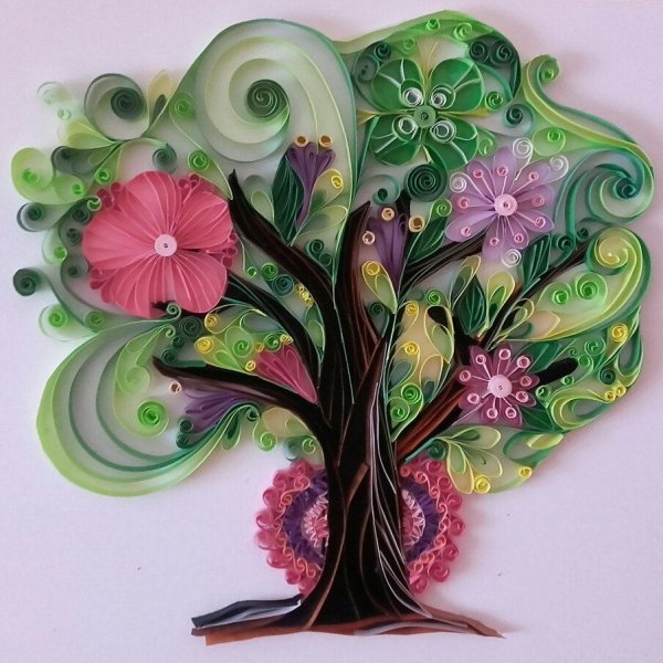 Квиллинг картины Ларисы Засадной