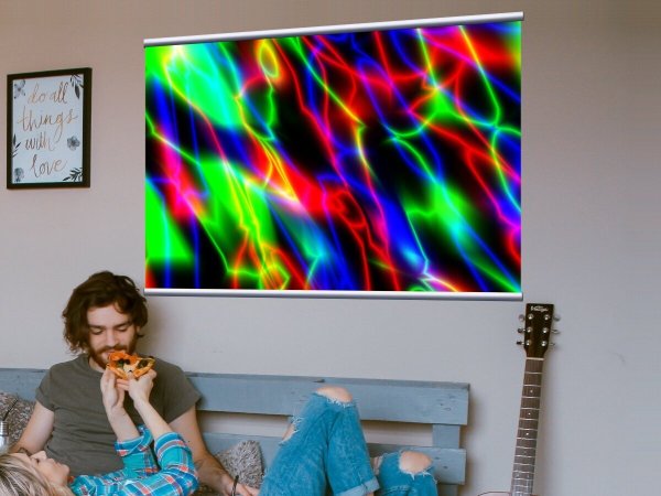 Неоновые граффити на холсте