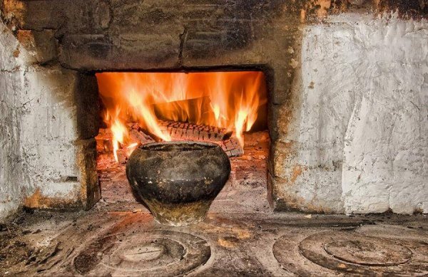 Камин на прозрачном фоне