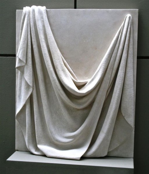 Свисающая ткань