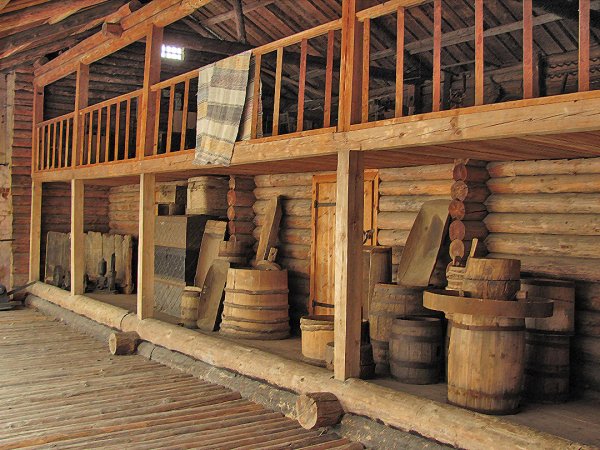 Амбар в древней Руси