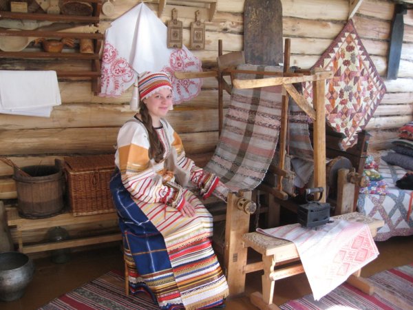 Харитины – первые холстины