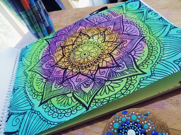 Мандала из страз