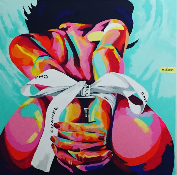 Попа на холсте