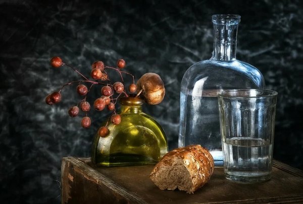 Самогонный аппарат натюрморт