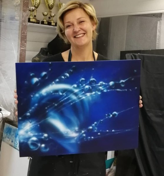 Художник аэрографист