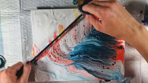 Рисование акрилом с ниткой