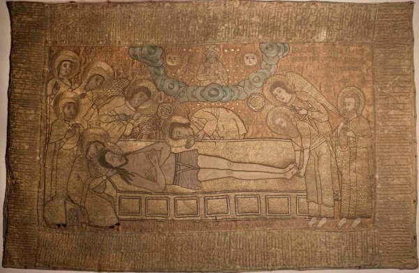 Успение Богородицы плащаница