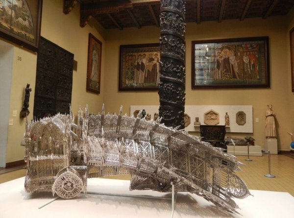 ВИМ Дельвуа Готический бульдозер