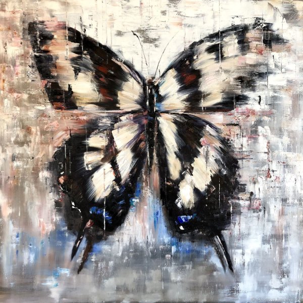 Бабочка маслом