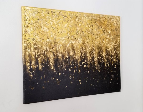 Абстрактная живопись с золотой поталью