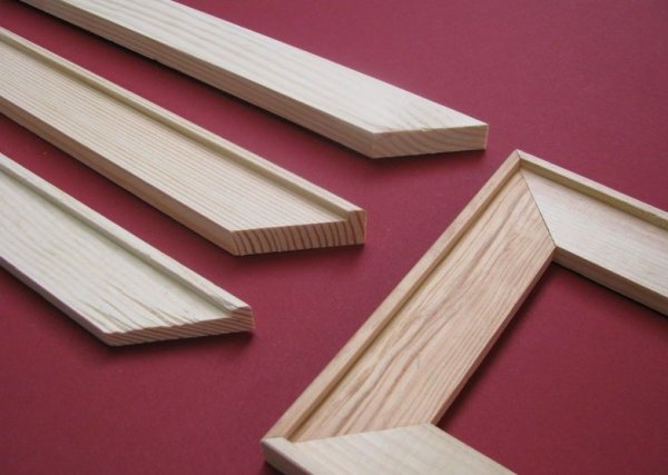 Деревянные рейки для рамок