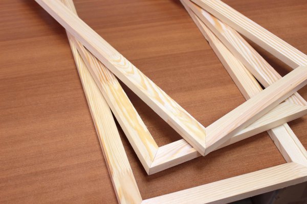 Подрамник глухой 40х50 сосна 18х40мм