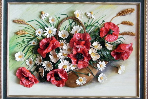 Панно из бумажных бабочек