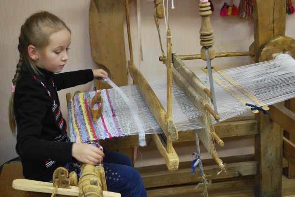 Прядение и Ткачество в древней Руси