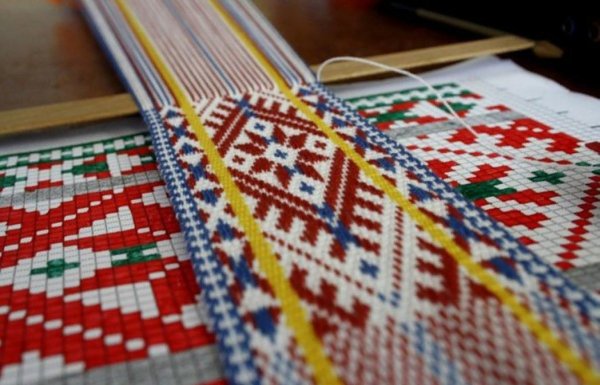Ручное Ткачество на рамке