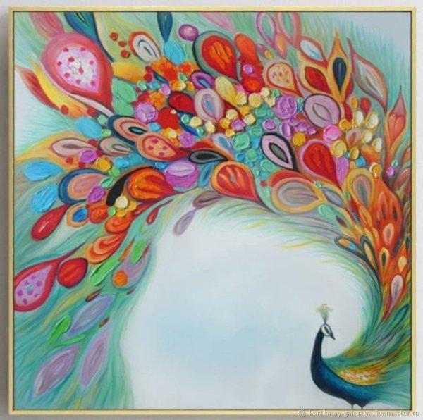 Павлины в круге