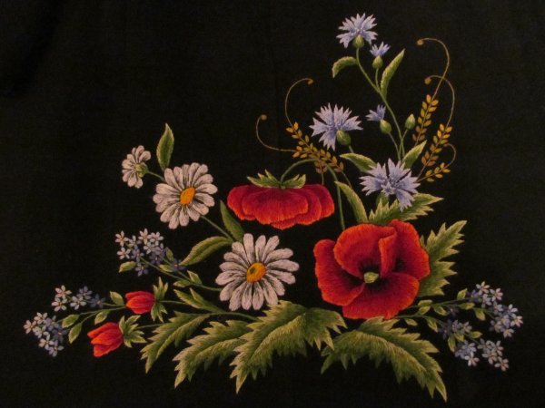 Художественная вышивка