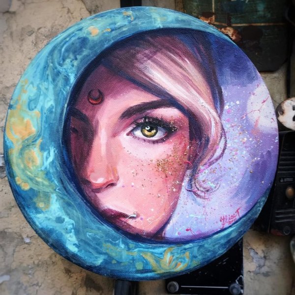 Картины на круглом холсте акрил