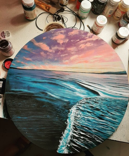 Море на круглом холсте