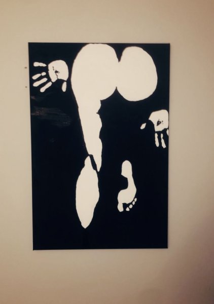 Отпечаток тела на холмтн