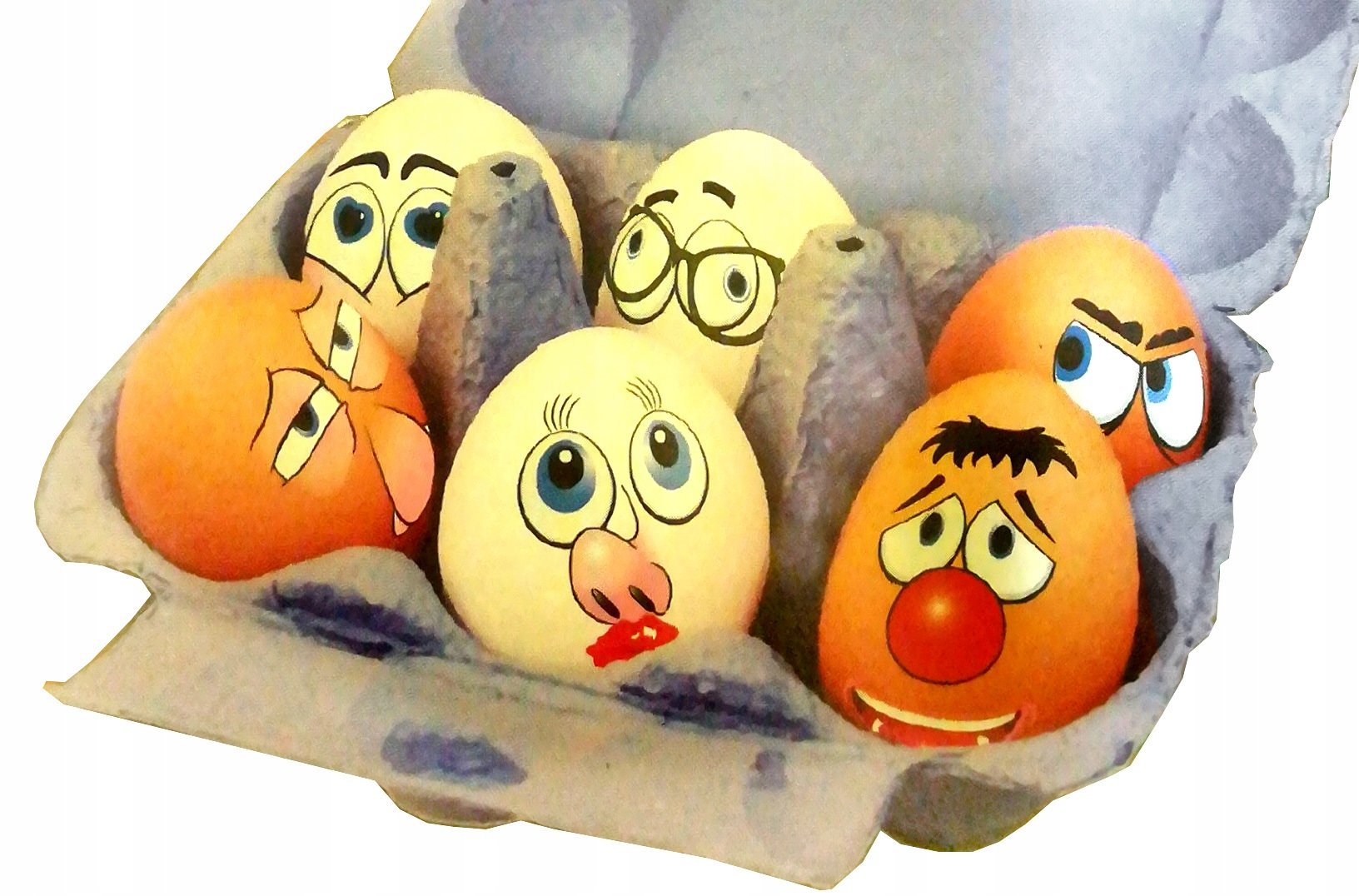 Смайлики с пасхой. Яйцо Пасха. Веселые яйца на Пасху. Яйца на Пасху смешные. Смешные рожицы на пасхальных яйцах.