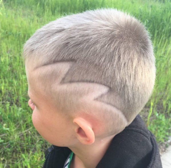 Фигурные стрижки для мальчиков