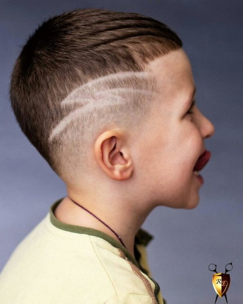 Фигурные стрижки для мальчиков